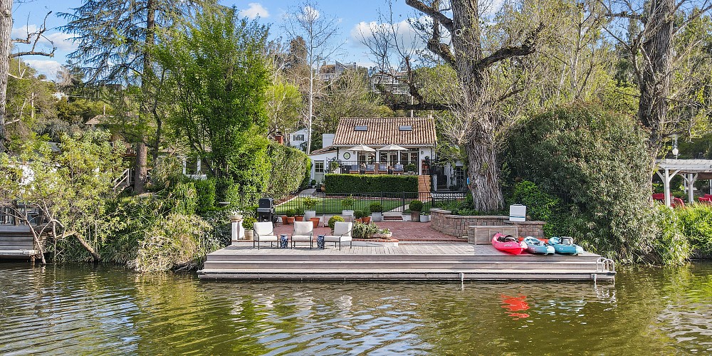 29095 S. Lakeshore Dr, Agoura Hills, CA 91301