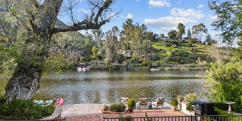 29095 S. Lakeshore Dr, Agoura Hills, CA 91301