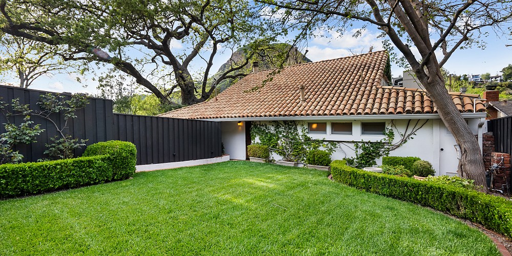 29095 S. Lakeshore Dr, Agoura Hills, CA 91301