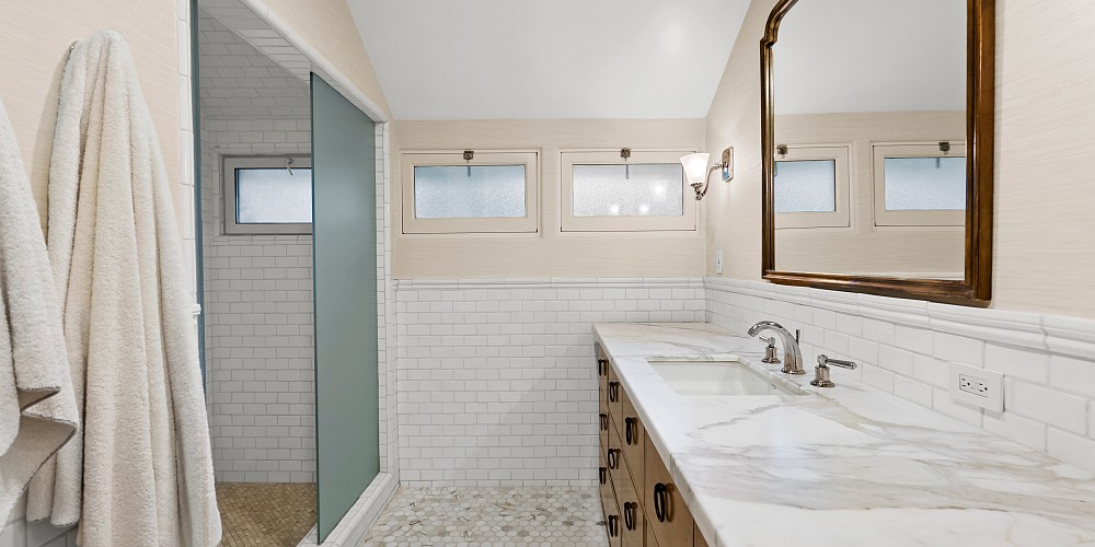 29095 S. Lakeshore Dr, Agoura Hills, CA 91301