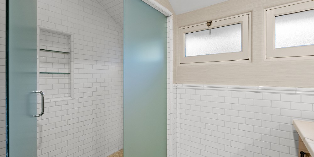 29095 S. Lakeshore Dr, Agoura Hills, CA 91301