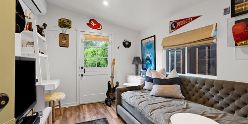 29095 S. Lakeshore Dr, Agoura Hills, CA 91301