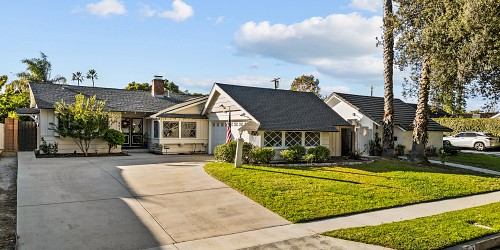 6625 Whitaker Ave, Lake Balboa, CA 91406