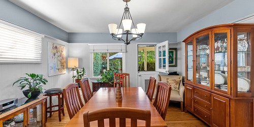 6625 Whitaker Ave, Lake Balboa, CA 91406