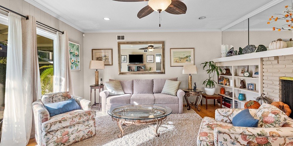 6625 Whitaker Ave, Lake Balboa, CA 91406