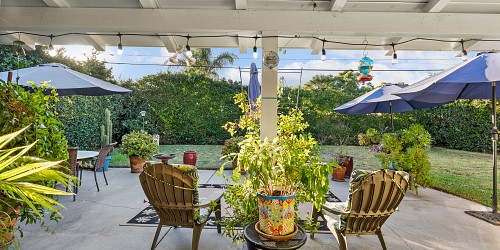 6625 Whitaker Ave, Lake Balboa, CA 91406