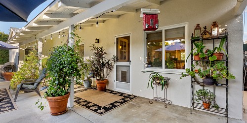 6625 Whitaker Ave, Lake Balboa, CA 91406