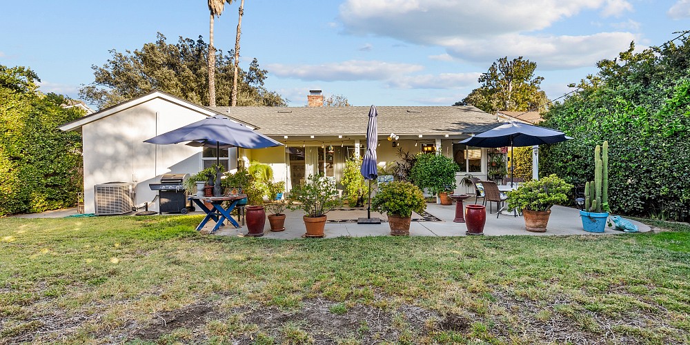 6625 Whitaker Ave, Lake Balboa, CA 91406