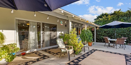 6625 Whitaker Ave, Lake Balboa, CA 91406