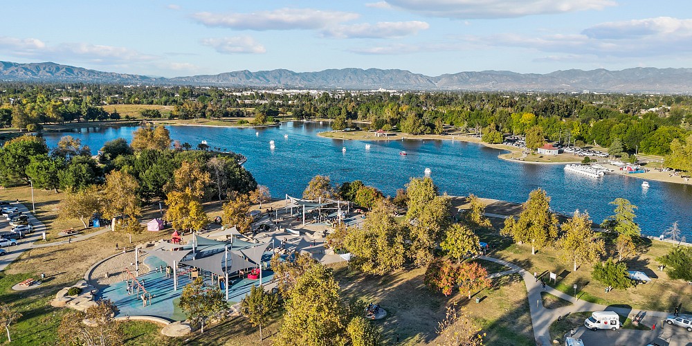 6625 Whitaker Ave, Lake Balboa, CA 91406