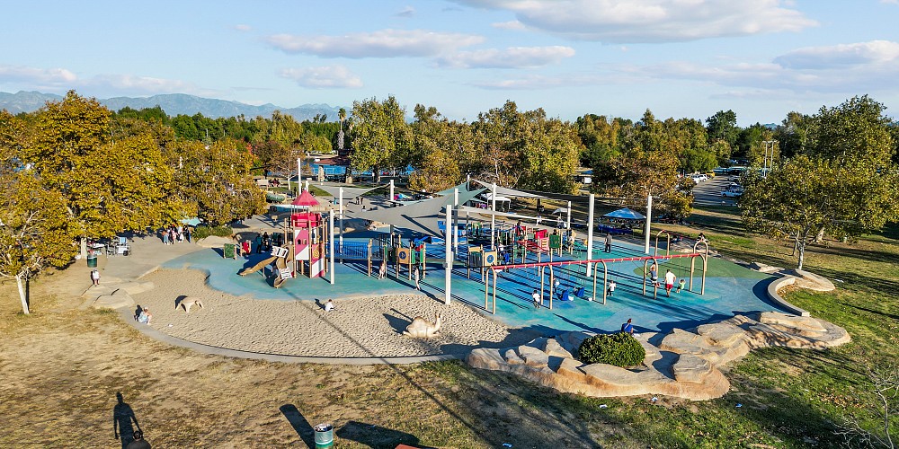 6625 Whitaker Ave, Lake Balboa, CA 91406