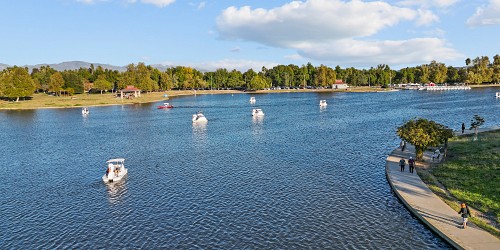 6625 Whitaker Ave, Lake Balboa, CA 91406