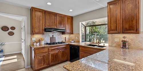 11512 E. Buttercreek RD, Moorpark, CA 93021