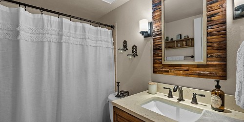 11512 E. Buttercreek RD, Moorpark, CA 93021