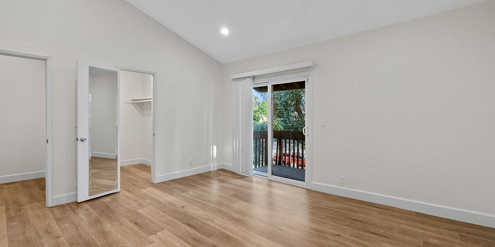 21535 Erwin St. 131, Woodland Hills, CA 91367