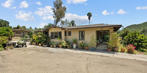 5682 Pine Grove Road, Santa Paula, CA 93060