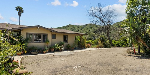 5682 Pine Grove Road, Santa Paula, CA 93060
