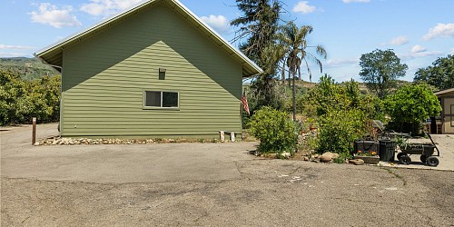 5682 Pine Grove Road, Santa Paula, CA 93060