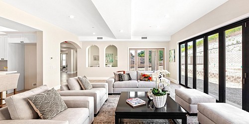 2105 Lonestar Way, Thousand Oaks, CA 91362