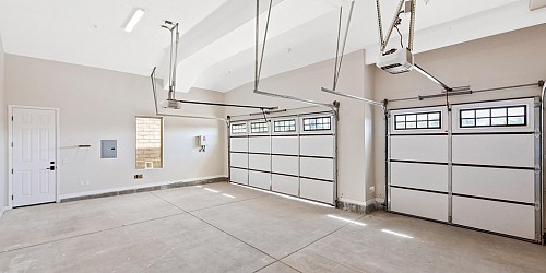 2105 Lonestar Way, Thousand Oaks, CA 91362