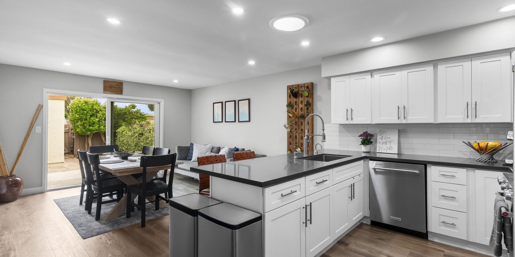 32140 Watergate Rd, Westlake Village, CA 91361