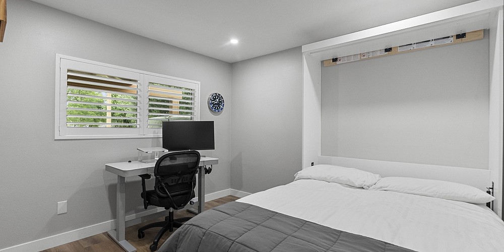 32140 Watergate Rd, Westlake Village, CA 91361