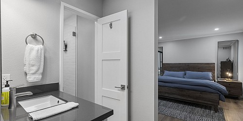 32140 Watergate Rd, Westlake Village, CA 91361