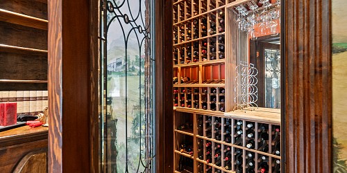 1561 Lookout Drive, Agoura Hills, CA 91301