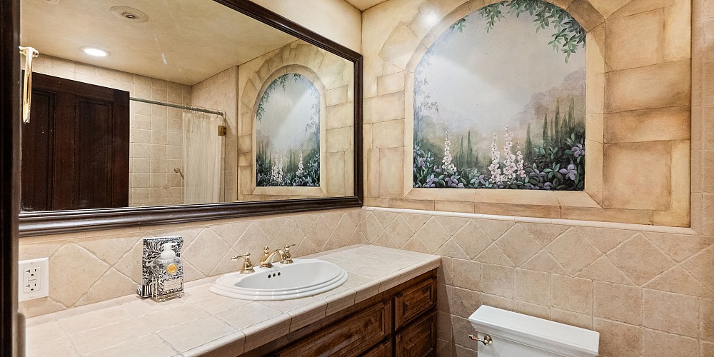 1561 Lookout Drive, Agoura Hills, CA 91301