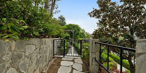 1561 Lookout Drive, Agoura Hills, CA 91301