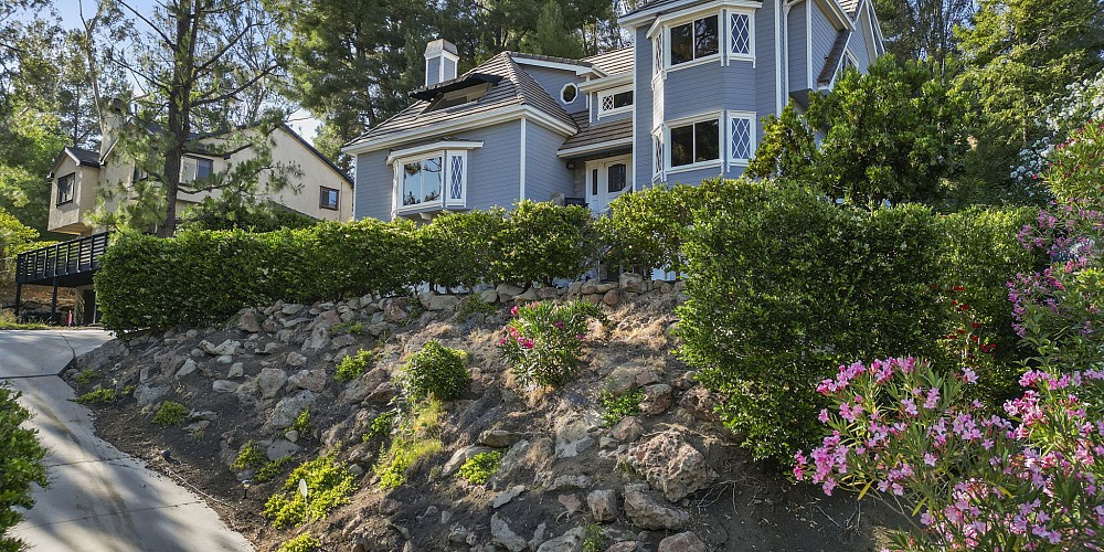 1561 Lookout Drive, Agoura Hills, CA 91301