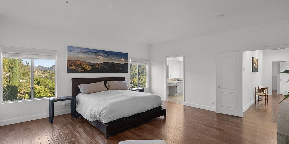 29845 Vista Del Arroyo, Agoura Hills, CA 91301