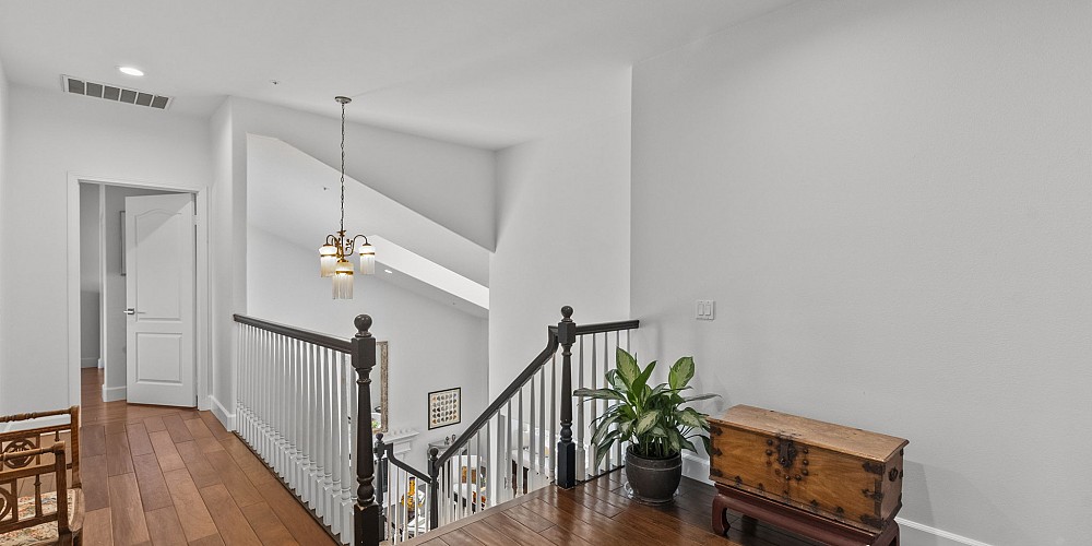 29845 Vista Del Arroyo, Agoura Hills, CA 91301