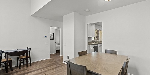 3211 Village 3, Camarillo,  93012