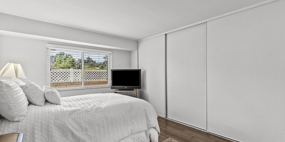 3211 Village 3, Camarillo,  93012