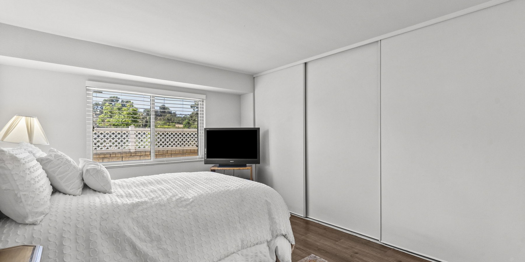 3211 Village 3, Camarillo,  93012