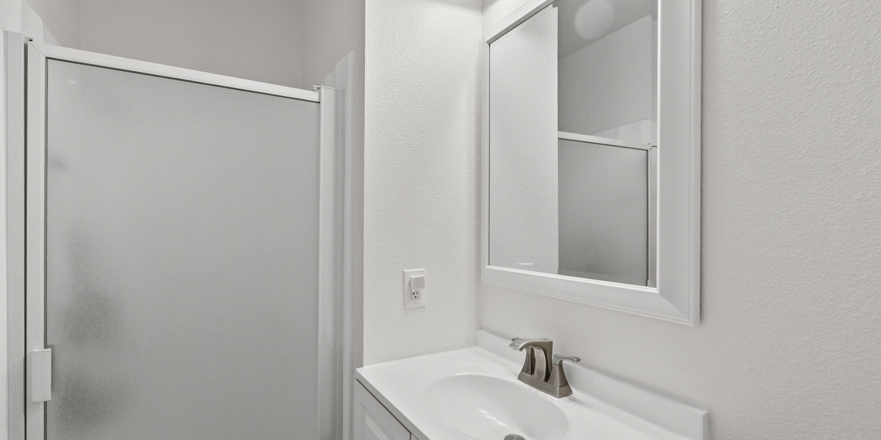 3211 Village 3, Camarillo,  93012