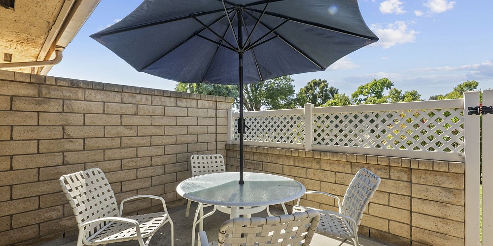 3211 Village 3, Camarillo,  93012