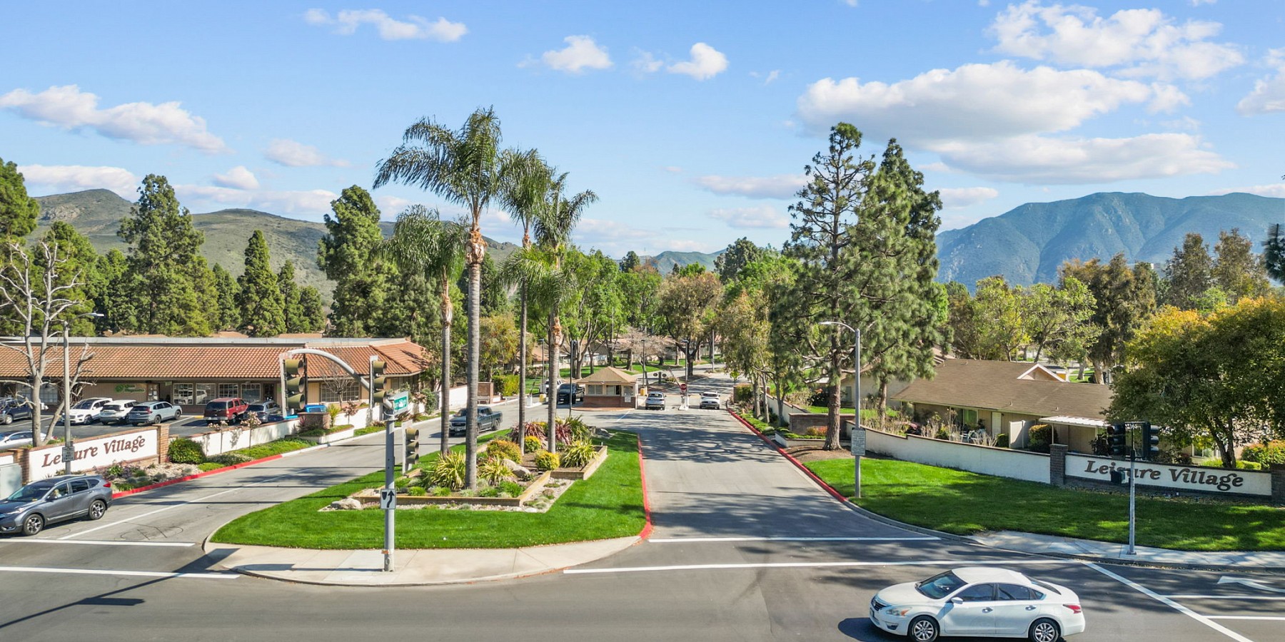 3211 Village 3, Camarillo,  93012