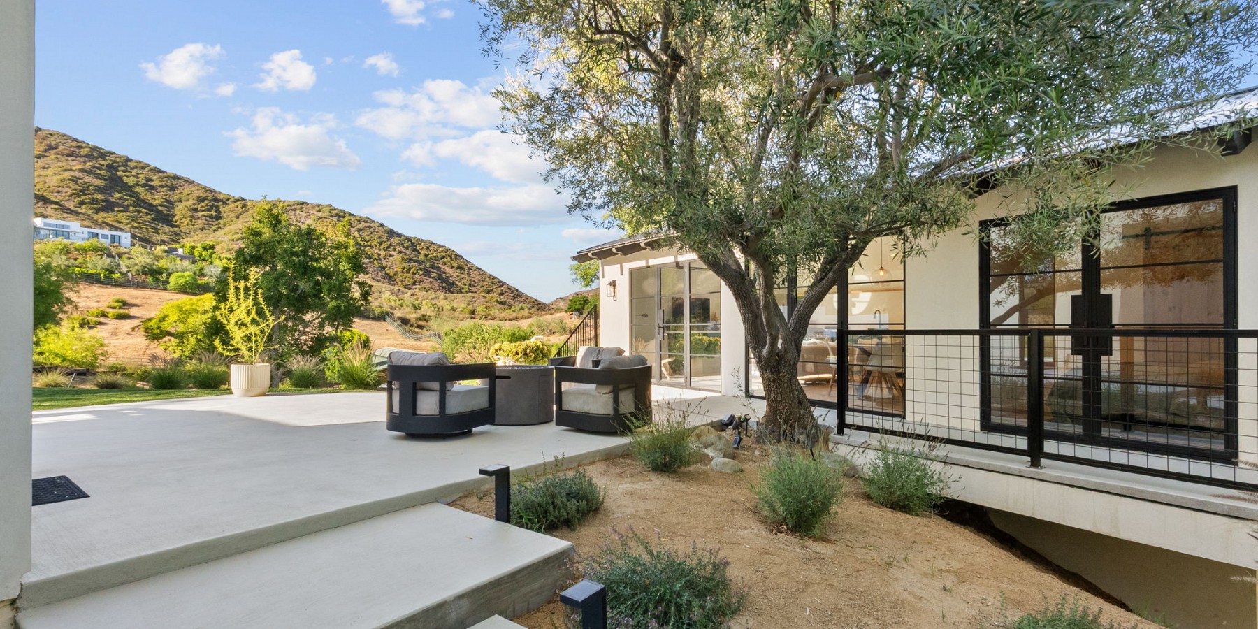 33235 Mulholland Highway, Malibu, CA 90265