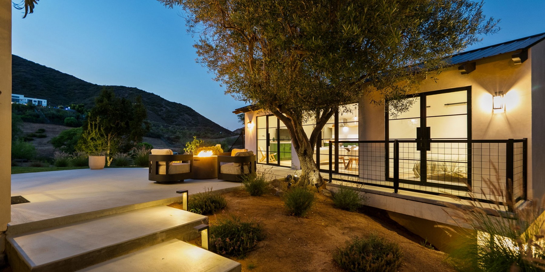 33235 Mulholland Highway, Malibu, CA 90265