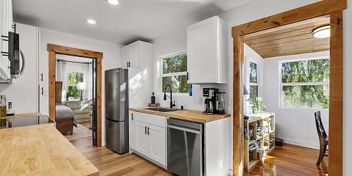 5429 Fairview PL, Agoura Hills, CA 91301