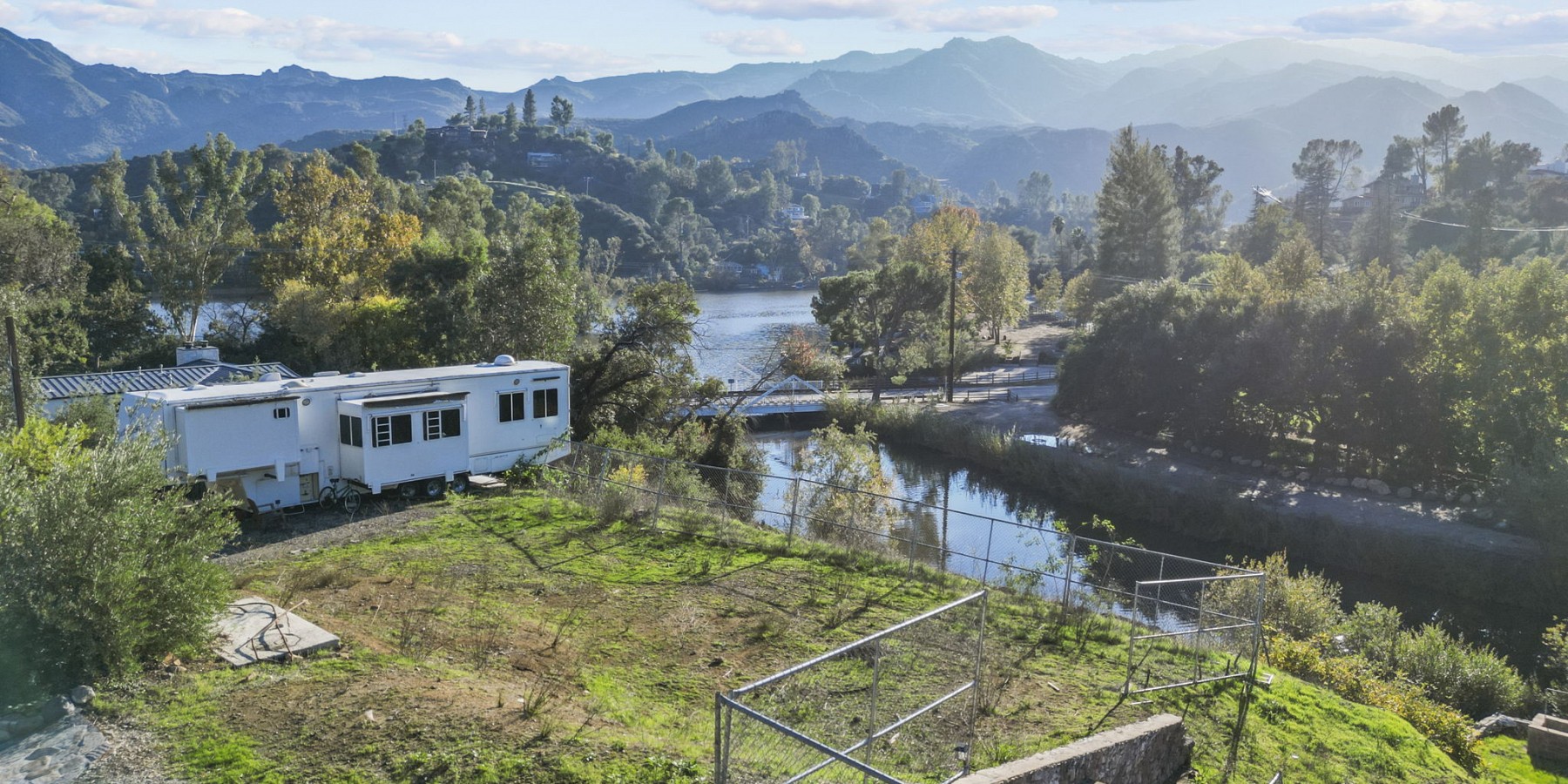 2374 Laguna Circle, Agoura, CA 91301