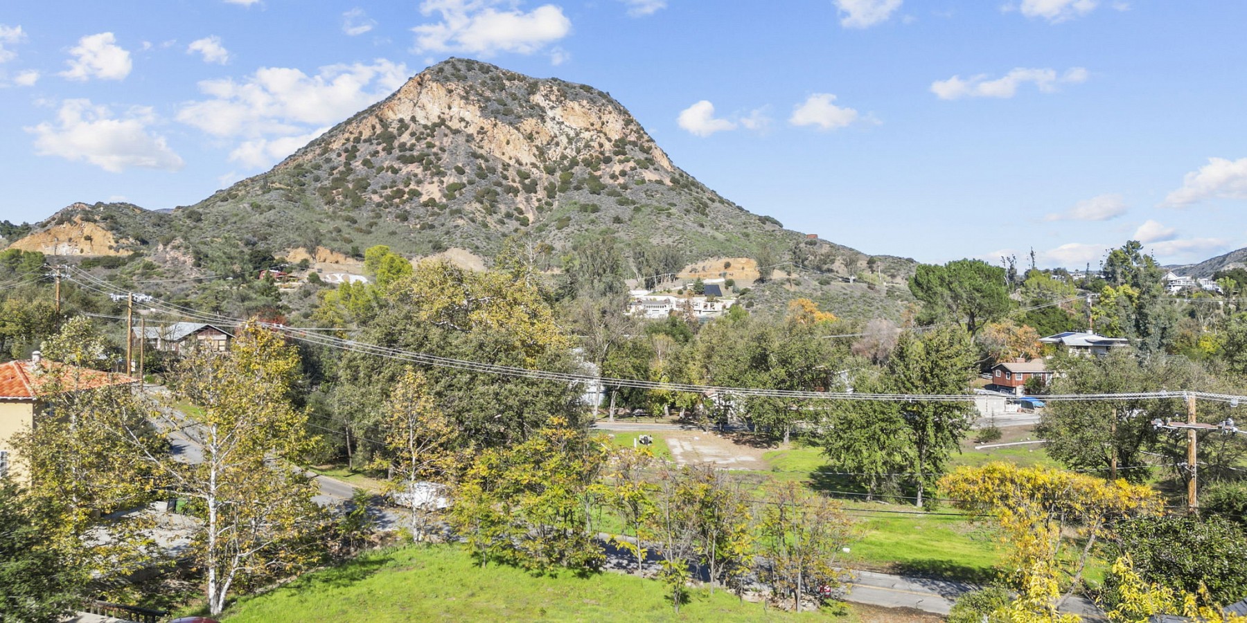 29152 Crags Dr, Agoura Hills, CA 91301