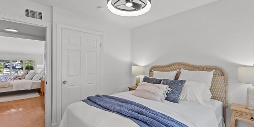 2149 Stoneman Dr, Simi Valley, CA 90365