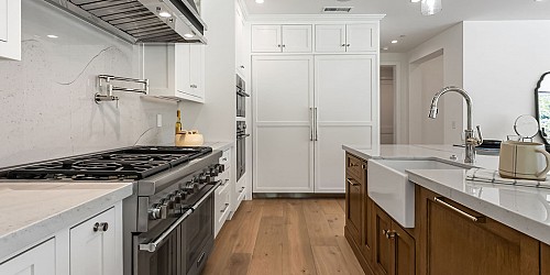 2036 Shadow Creek Drive, Agoura Hills, CA 91301