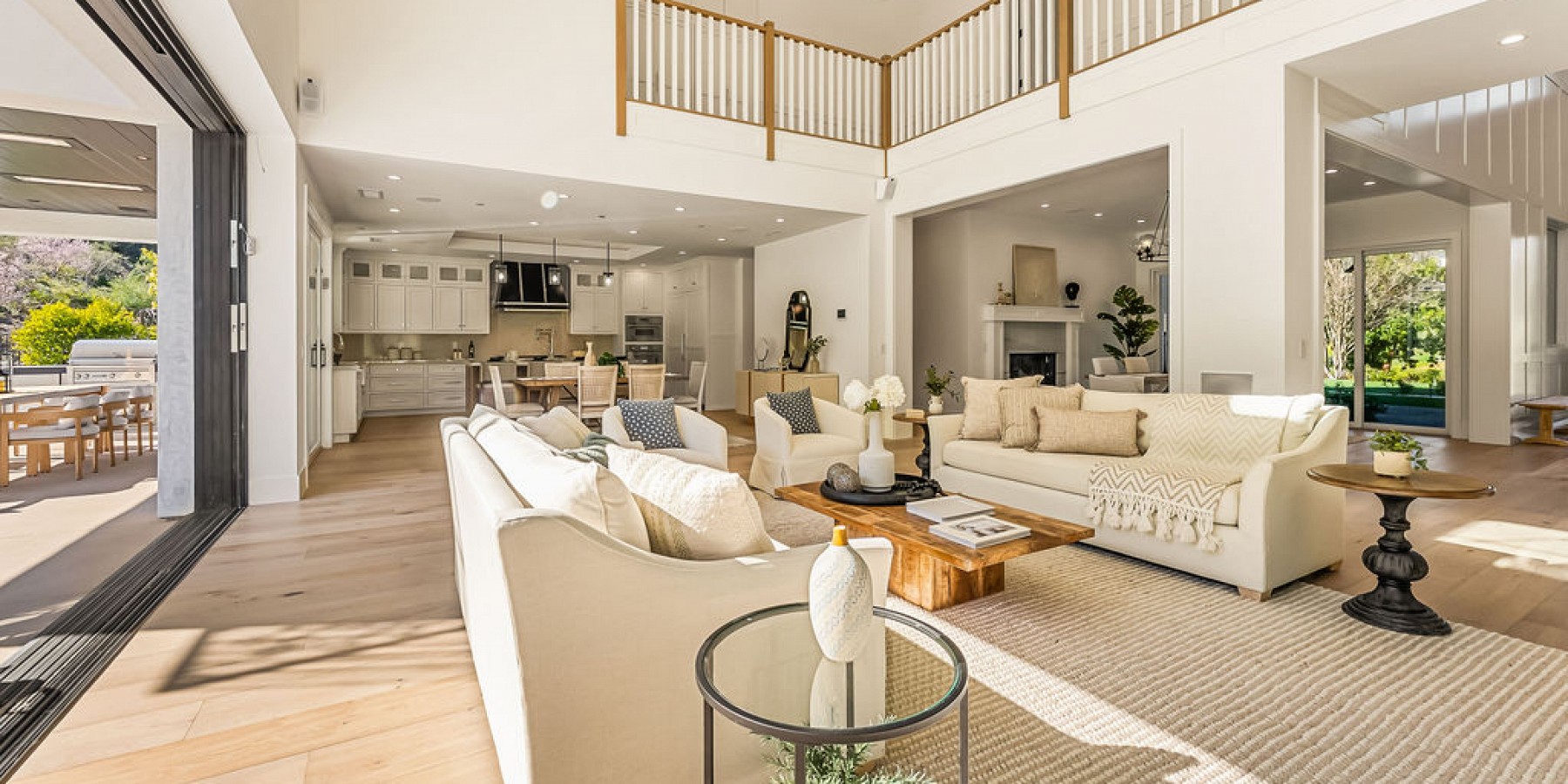 2036 Shadow Creek Drive, Agoura Hills, CA 91301