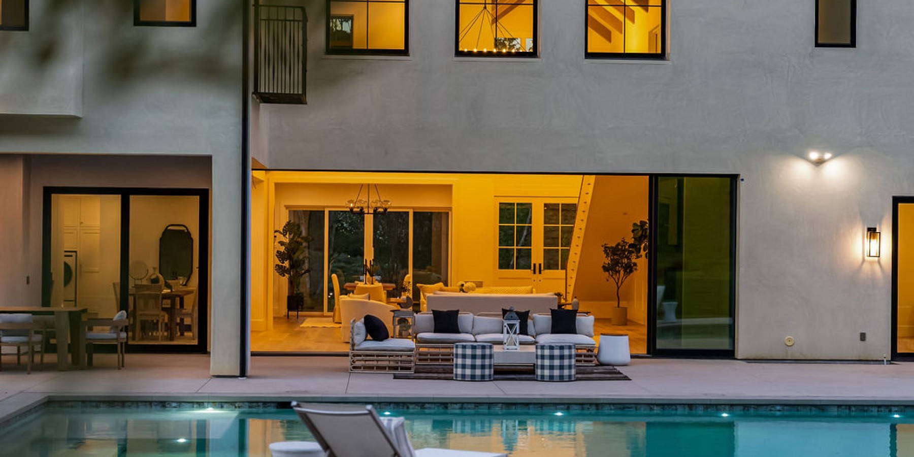 2036 Shadow Creek Drive, Agoura Hills, CA 91301