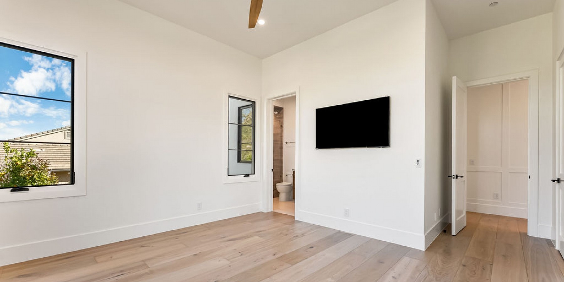 2036 Shadow Creek Drive, Agoura Hills, CA 91301