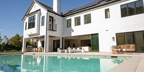 2036 Shadow Creek Drive, Agoura Hills, CA 91301